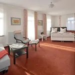 Dampfschiffhotel Hotel *