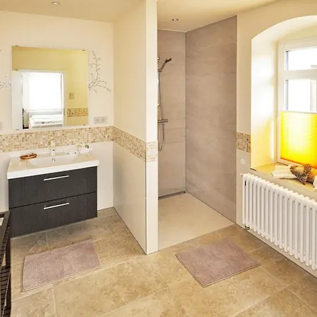 Dampfschiffhotel Hotel *