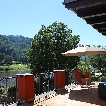 Dampfschiffhotel Hotel