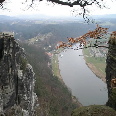 Dampfschiffhotel * Stadt Wehlen