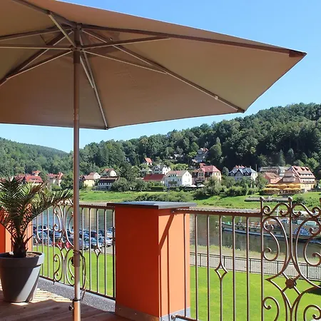 Dampfschiffhotel Hotel