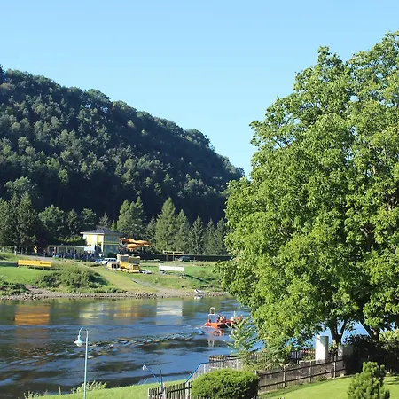 Dampfschiffhotel *